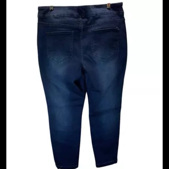 NWT Rekucci Women's Secret Figure Premium Denim Pull-On Jean 10 Petite - Picture 2 of 11